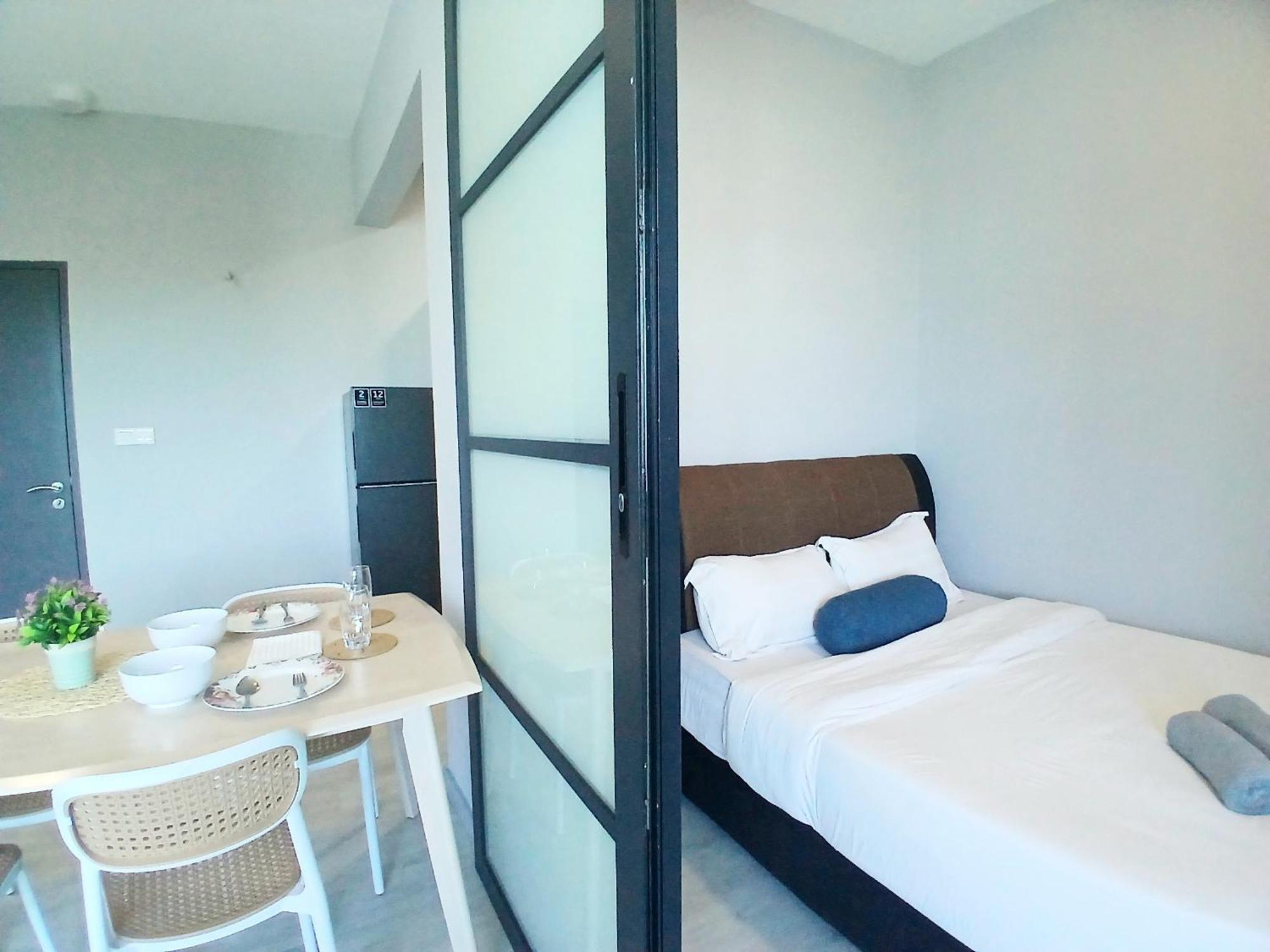 Jesselton Quay Kota Kinabalu City Centre By Lw Suites Номер фото